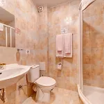 Castle Romance -