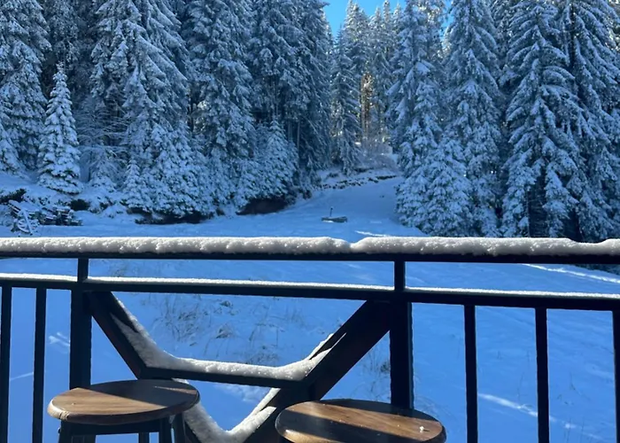 Apartment Castle Romance -