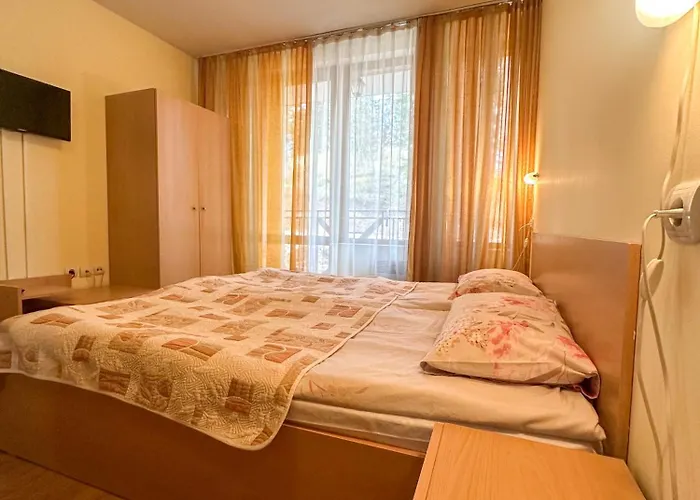 Apartment Castle Romance - *